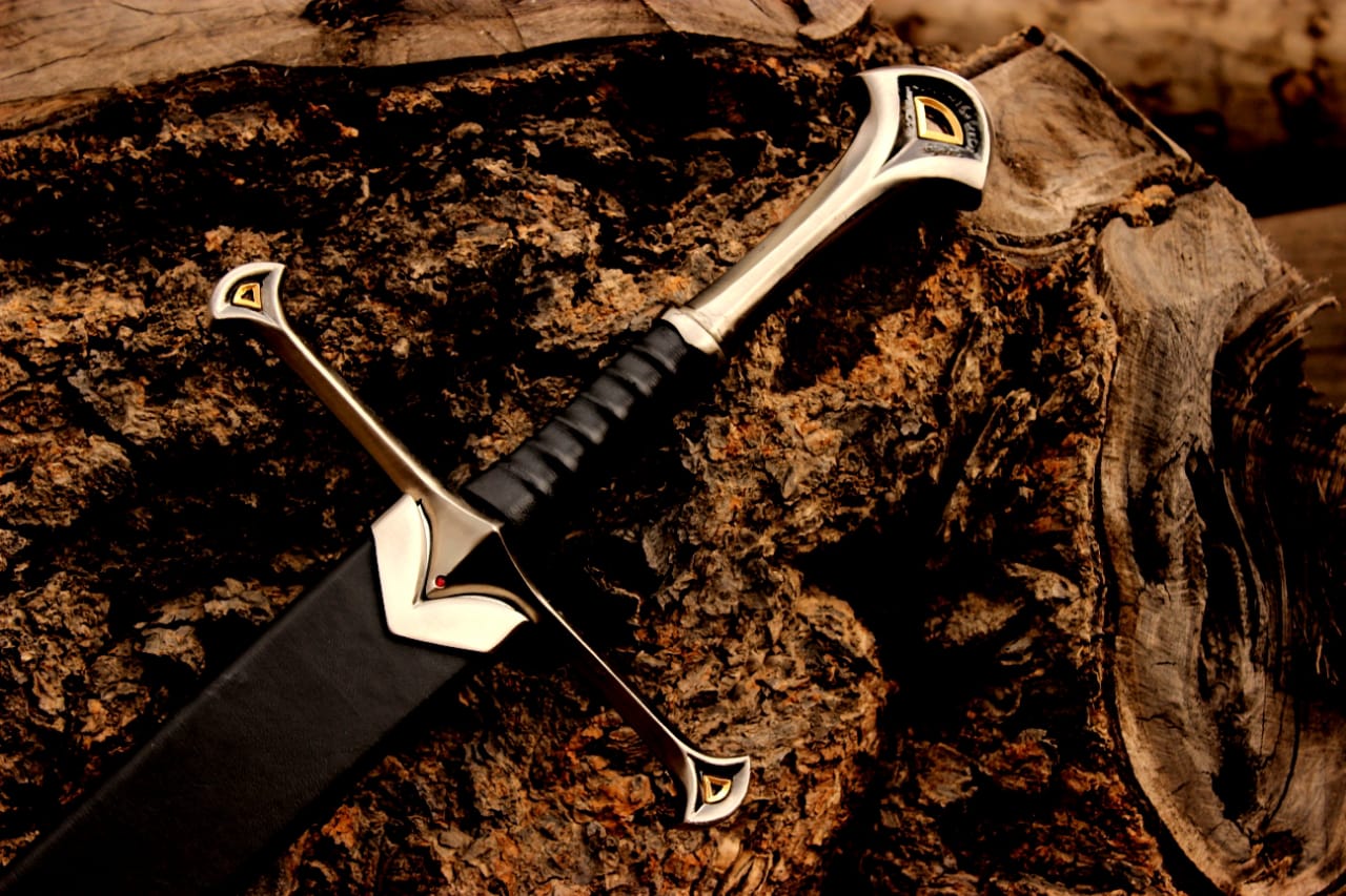 ⚔️ Narsil Sword of King Aragorn (Strider) Replica – 40” Stainless Steel Sword with Scabbard &amp; Wall Mount