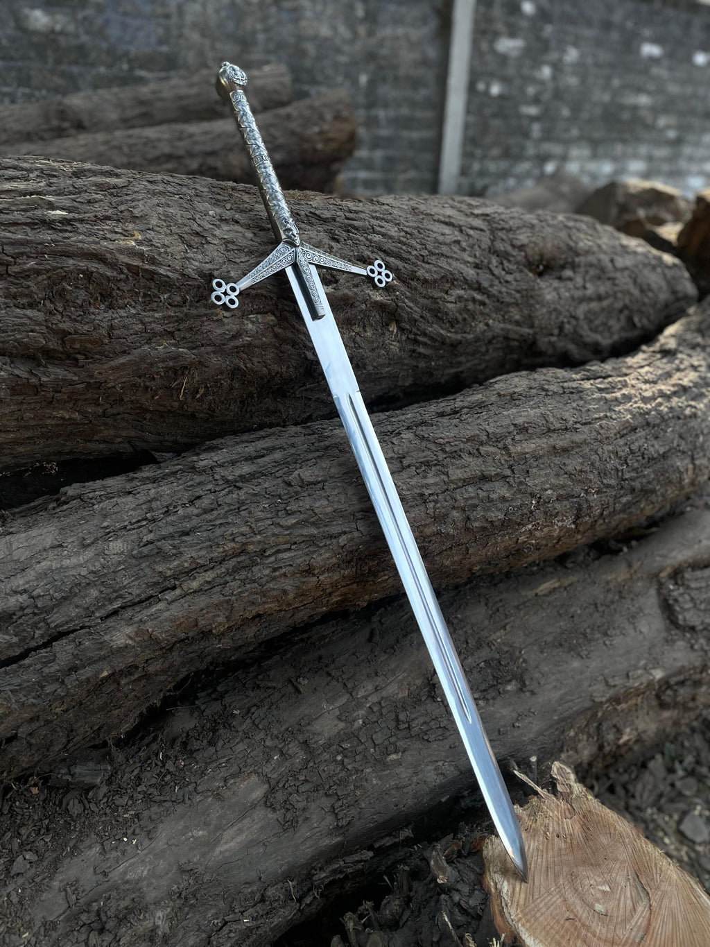 🛡️ Highland Scottish Claymore Sword Replica – 40” Stainless Steel Sword with Leather Sheath